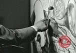 Standbild Hale Woodruff unterrichtet afroamerikanische Studenten Atlanta Georgia USA, 1937, aus Sekunde 45 historischem Filmmaterial Videoclip 65675066796