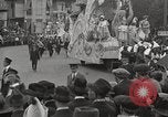 Standbild Mardi Gras New Orleans Louisiana USA, 1920, aus Sekunde 13 historischem Filmmaterial Videoclip 65675066799
