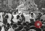 Standbild Mardi Gras New Orleans Louisiana USA, 1920, aus Sekunde 27 historischem Filmmaterial Videoclip 65675066799