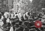 Standbild Mardi Gras New Orleans Louisiana USA, 1920, aus Sekunde 41 historischem Filmmaterial Videoclip 65675066799