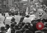 Standbild Mardi Gras New Orleans Louisiana USA, 1920, aus Sekunde 58 historischem Filmmaterial Videoclip 65675066799
