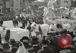 Standbild Mardi Gras New Orleans Louisiana USA, 1920, aus Sekunde 60 historischem Filmmaterial Videoclip 65675066799