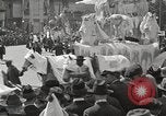 Standbild Mardi Gras New Orleans Louisiana USA, 1920, aus Sekunde 61 historischem Filmmaterial Videoclip 65675066799