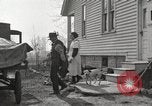 Immagine di Cortile United States USA, 1920, secondo 8 filmato di repertorio 65675066808