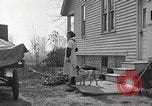 Immagine di Cortile United States USA, 1920, secondo 19 filmato di repertorio 65675066808