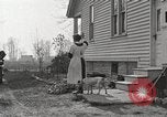 Immagine di Cortile United States USA, 1920, secondo 22 filmato di repertorio 65675066808
