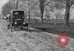 Immagine di Cortile United States USA, 1920, secondo 28 filmato di repertorio 65675066808