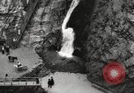 Standbild Rocky Mountains United States USA, 1917, aus Sekunde 40 historischem Filmmaterial Videoclip 65675066835