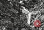 Standbild Rocky Mountains United States USA, 1917, aus Sekunde 56 historischem Filmmaterial Videoclip 65675066835