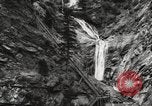 Standbild Rocky Mountains United States USA, 1917, aus Sekunde 57 historischem Filmmaterial Videoclip 65675066835