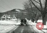 Immagine di Coperta di neve Pittsford Vermont USA, 1950, secondo 32 filmato di repertorio 65675066855