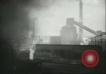 Standbild Industriefabriken und Verschmutzung Ende der 1930er Jahre New England United States USA, 1939, aus Sekunde 41 historischem Filmmaterial Videoclip 65675066862