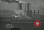 Standbild Industriefabriken und Verschmutzung Ende der 1930er Jahre New England United States USA, 1939, aus Sekunde 44 historischem Filmmaterial Videoclip 65675066862