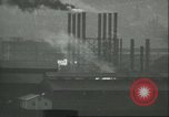 Standbild Industriefabriken und Verschmutzung Ende der 1930er Jahre New England United States USA, 1939, aus Sekunde 45 historischem Filmmaterial Videoclip 65675066862