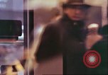 Immagine di Windows di negozi New York City USA, 1958, secondo 9 filmato di repertorio 65675066863