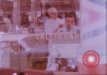 Immagine di Windows di negozi New York City USA, 1958, secondo 22 filmato di repertorio 65675066863