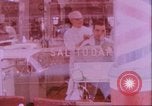 Immagine di Windows di negozi New York City USA, 1958, secondo 23 filmato di repertorio 65675066863