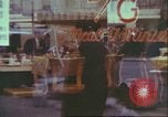 Standbild Windows von Geschäften New York City USA, 1958, aus Sekunde 7 historischem Filmmaterial Videoclip 65675066865