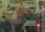 Standbild Windows von Geschäften New York City USA, 1958, aus Sekunde 21 historischem Filmmaterial Videoclip 65675066865