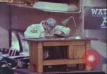 Standbild Windows von Geschäften New York City USA, 1958, aus Sekunde 29 historischem Filmmaterial Videoclip 65675066865