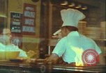 Standbild Windows von Geschäften New York City USA, 1958, aus Sekunde 41 historischem Filmmaterial Videoclip 65675066865