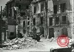 Standbild beschädigte Gebäude Sizilien Italien, 1943, aus Sekunde 18 historischem Filmmaterial Videoclip 65675066868