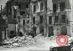 Standbild beschädigte Gebäude Sizilien Italien, 1943, aus Sekunde 21 historischem Filmmaterial Videoclip 65675066868