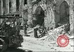 Standbild beschädigte Gebäude Sizilien Italien, 1943, aus Sekunde 38 historischem Filmmaterial Videoclip 65675066868