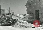 Standbild beschädigte Gebäude Sizilien Italien, 1943, aus Sekunde 47 historischem Filmmaterial Videoclip 65675066868
