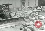 Standbild beschädigte Gebäude Sizilien Italien, 1943, aus Sekunde 52 historischem Filmmaterial Videoclip 65675066868