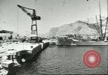 Standbild beschädigte Geräte Sizilien Italien, 1943, aus Sekunde 19 historischem Filmmaterial Videoclip 65675066869