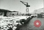 Standbild beschädigte Geräte Sizilien Italien, 1943, aus Sekunde 21 historischem Filmmaterial Videoclip 65675066869