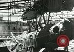 Standbild beschädigte Geräte Sizilien Italien, 1943, aus Sekunde 36 historischem Filmmaterial Videoclip 65675066869