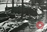 Standbild beschädigte Geräte Sizilien Italien, 1943, aus Sekunde 50 historischem Filmmaterial Videoclip 65675066869