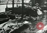 Standbild beschädigte Geräte Sizilien Italien, 1943, aus Sekunde 56 historischem Filmmaterial Videoclip 65675066869