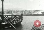 Standbild beschädigte Geräte Sizilien Italien, 1943, aus Sekunde 60 historischem Filmmaterial Videoclip 65675066869