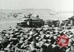 Standbild Fässer Sizilien Italien, 1943, aus Sekunde 5 historischem Filmmaterial Videoclip 65675066875