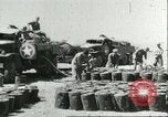 Standbild Fässer Sizilien Italien, 1943, aus Sekunde 26 historischem Filmmaterial Videoclip 65675066875