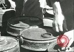 Standbild Fässer Sizilien Italien, 1943, aus Sekunde 40 historischem Filmmaterial Videoclip 65675066875