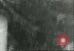 Standbild Bombenabwürfe Sizilien Italien, 1943, aus Sekunde 36 historischem Filmmaterial Videoclip 65675066877