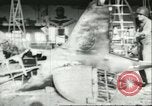 Standbild beschädigt italienische Flugzeuge Sizilien Italien, 1943, aus Sekunde 32 historischem Filmmaterial Videoclip 65675066879