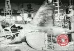 Standbild beschädigt italienische Flugzeuge Sizilien Italien, 1943, aus Sekunde 33 historischem Filmmaterial Videoclip 65675066879