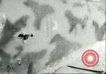 Standbild beschädigt italienische Flugzeuge Sizilien Italien, 1943, aus Sekunde 44 historischem Filmmaterial Videoclip 65675066879