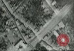 Standbild Bombenabwürfe Sizilien Italien, 1943, aus Sekunde 13 historischem Filmmaterial Videoclip 65675066880