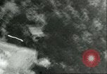 Standbild Bombenabwürfe Sizilien Italien, 1943, aus Sekunde 46 historischem Filmmaterial Videoclip 65675066880