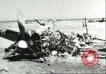 Standbild zerstörten Macchi MC 202 Sizilien Italien, 1943, aus Sekunde 49 historischem Filmmaterial Videoclip 65675066881