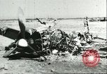 Standbild zerstörten Macchi MC 202 Sizilien Italien, 1943, aus Sekunde 51 historischem Filmmaterial Videoclip 65675066881