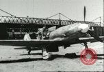 Standbild zerstörten Macchi MC 202 Sizilien Italien, 1943, aus Sekunde 58 historischem Filmmaterial Videoclip 65675066881
