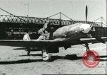Standbild zerstörten Macchi MC 202 Sizilien Italien, 1943, aus Sekunde 61 historischem Filmmaterial Videoclip 65675066881