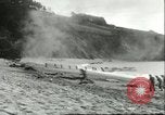 Immagine di Truppe alleate praticando gli assalti anfibi Dartmouth Inghilterra, 1944, secondo 14 filmato di repertorio 65675066889